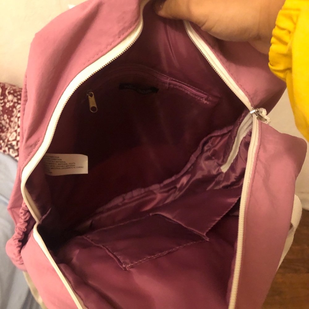 Pink backpack - Picture 3 of 3